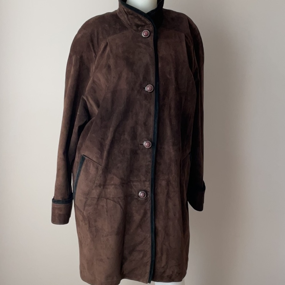 Danier Leather Vintage Suede Coat - Picture 2 of 15